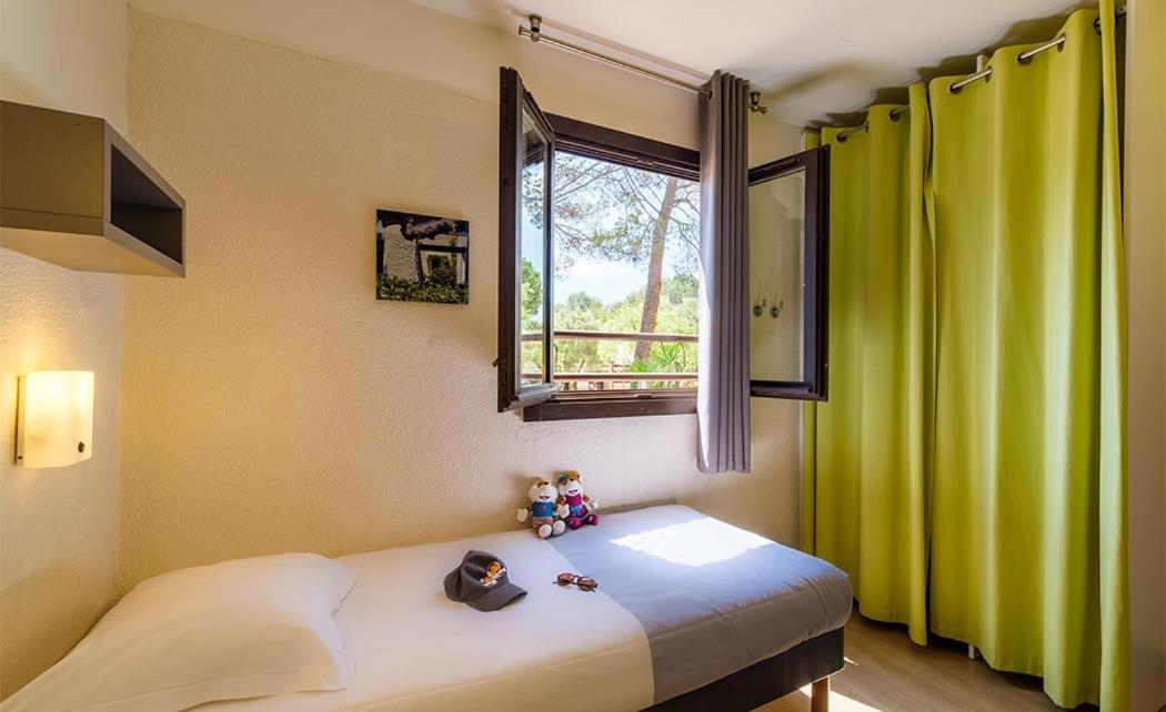 Отель Belambra Clubs La Colle-Sur-Loup - Les Terrasses De Saint-Paul De Vence Экстерьер фото